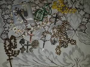 lot 27 image: Collection of Catholic Rosaries and Medals