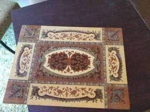 lot 100 image: Italian Marquetry Musicbox Table
