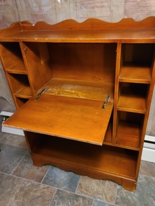 lot 12 image: Wood StorageBookshelf