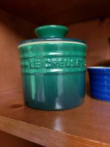 lot 17 image: Lot Of Fun BlueGreen Assorted Kitchen Items
