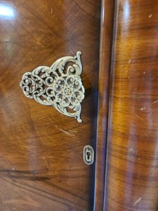 lot 33 image: Beautiful Vintage Art Deco Armoire