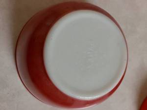 lot 50 image: Lot Of Fun Vintage Kitchenware