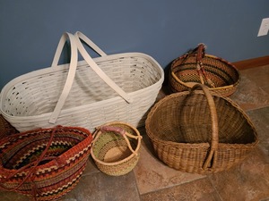 lot 88 image: Large Lot Of Decorative Baskets
