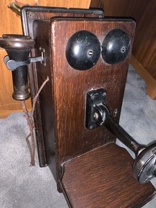 lot 104 image: Antique Wall Crank Phone