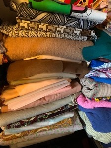 lot 112 image: Lot of Fabric