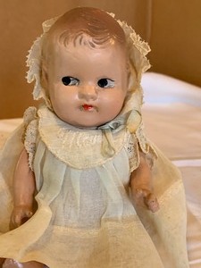 Two Dionde Quintuplet Dolls