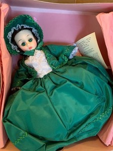 Lot of Two Madame Alexander Scarlett (1385) Dolls