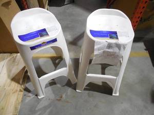 lot 78 image: 30 in. RealComfort White Resin Outdoor Bar stool (Set of 2)