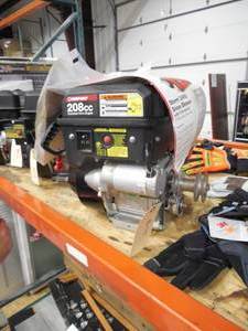 lot 100 image: TROY-BUILT 208 CC ENGINE ELECTRIC START