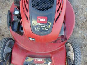 lot 11 image: Toro Self Propelled Mower