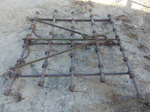 lot 12 image: 4 Drag Section