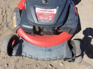 lot 49 image: Troy-Bilt Push Lawn Mower