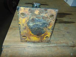 lot 66 image: 2 Bolt on Coupler