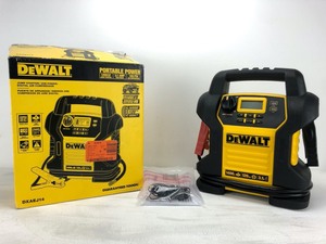 lot 21 image: Dewalt 1400 Peak Amp Jump Starter with Digital Compressor
