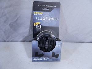lot 12 image: New Plugfones