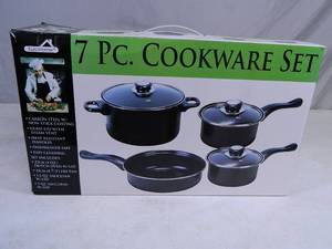 lot 25 image: New 7 Piece Cookware Set