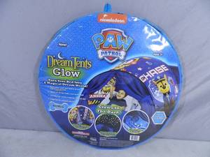 lot 34 image: New Dream Tents Glow Paw Patrol with Bonus Light