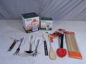 lot 74 image: New Kitchen Scales and Utensils
