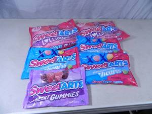 lot 161 image: 6 New Bags of Assorted SweetTarts