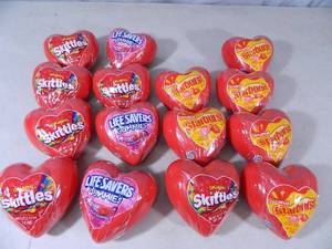 lot 163 image: 15 New Hearts of Candy