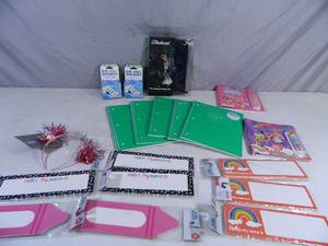 lot 199 image: New Craft and School Supplies