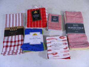lot 218 image: 24 New Assorted Kitchen Towels