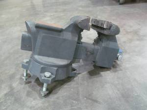 lot 2 image: Bench Vise