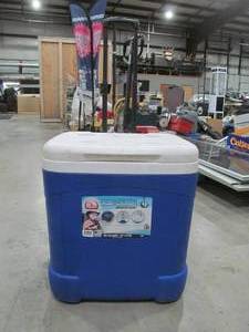 lot 16 image: Cooler