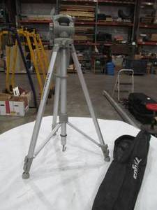 lot 41 image: Camera Tripod