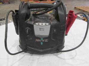 lot 71 image: Air Compressor Booster Pack