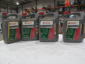 lot 100 image: Heavy Duty Lube