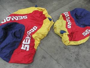lot 105 image: Jet ski Covers