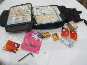 lot 121 image: Snowmobile Windshield bag