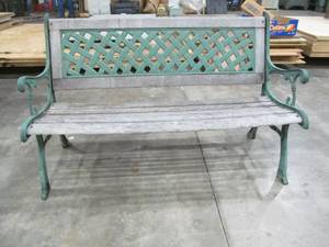 lot 138 image: Bench