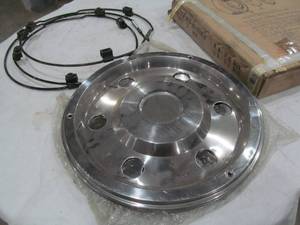 lot 160 image: Hub Caps