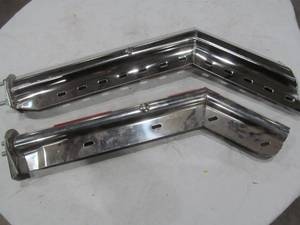 lot 164 image: Spring Loaded Flap Hanger