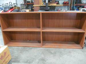 lot 174 image: wooden shelf