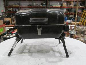 lot 203 image: Table Top Grill
