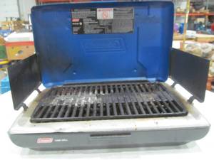 lot 205 image: Table Top Grill