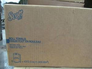 lot 262 image: Scott Paper Towels