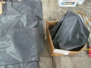 lot 317 image: Vinyl Button Tarps