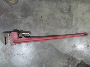 lot 329 image: Pipe Wrench