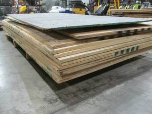 lot 335 image: Used Plywood