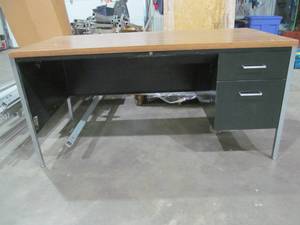 lot 339 image: Office Desk