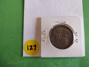 lot 127 image: 1922 Grant Commemorative Half Dollar - XF Condition
