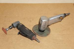 lot 11 image: 2 Air Grinders