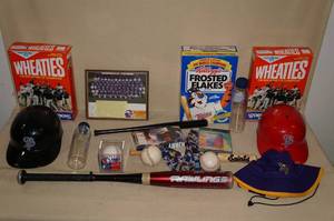 lot 57 image: Minnesota Twins and St Paul Saints Collectibles