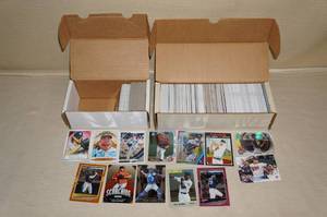 lot 54 image: Baseball Cards