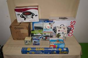 lot 67 image: Cooking and Household Gadgets
