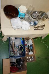 lot 92 image: Cookware and Serving dishes